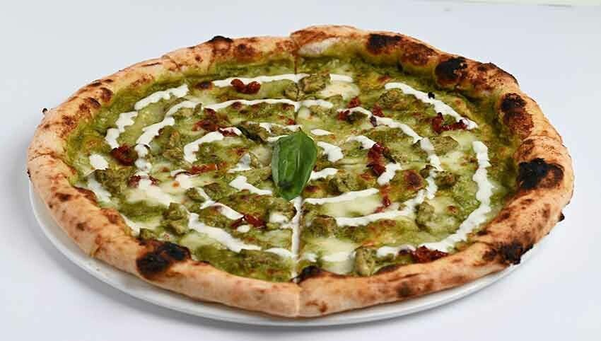 بيتزا بيستو - pesto pizza